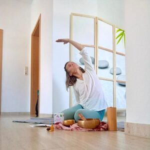 Yoga Claudia Ruemmler